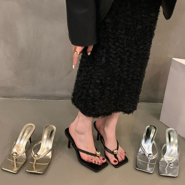 Beaded Kitten Flip-Flops Heel