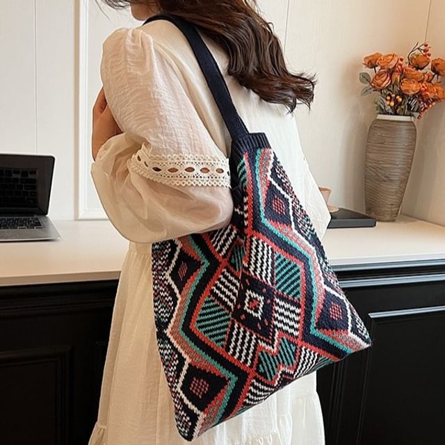 Tote Patterned Geometric Knit Bag