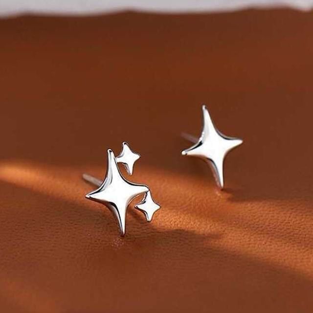 Star Ear Stud / Threader Earring