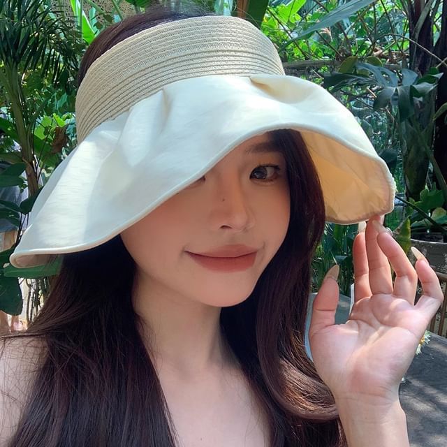 Ruffle Hat Sun Straw