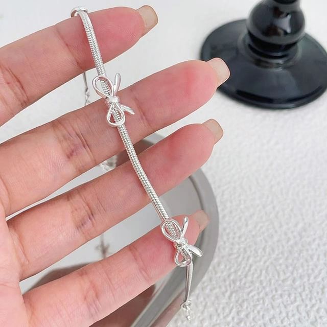 Choker Alloy Bracelet / Bow