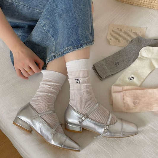 Bow Embroidered Socks Set