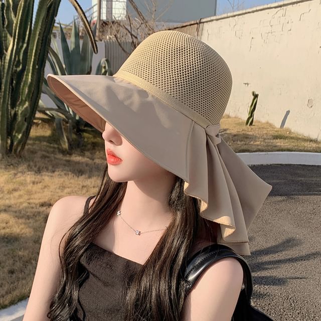with Sun Bow Hat Neck Flap