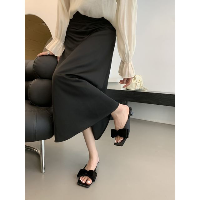 Kitten Slide Bow Heel Sandals