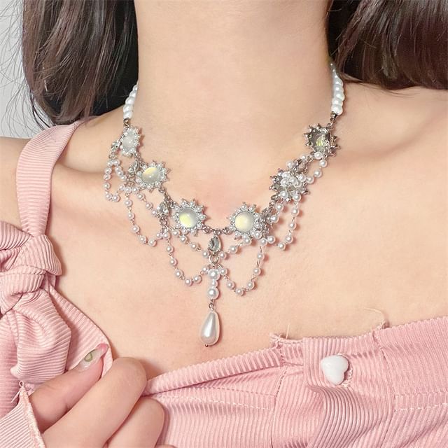 Pearl Faux Choker Layered Alloy