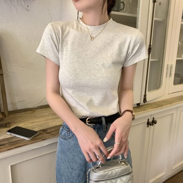 Neck Short-Sleeve Crew Tee Plain