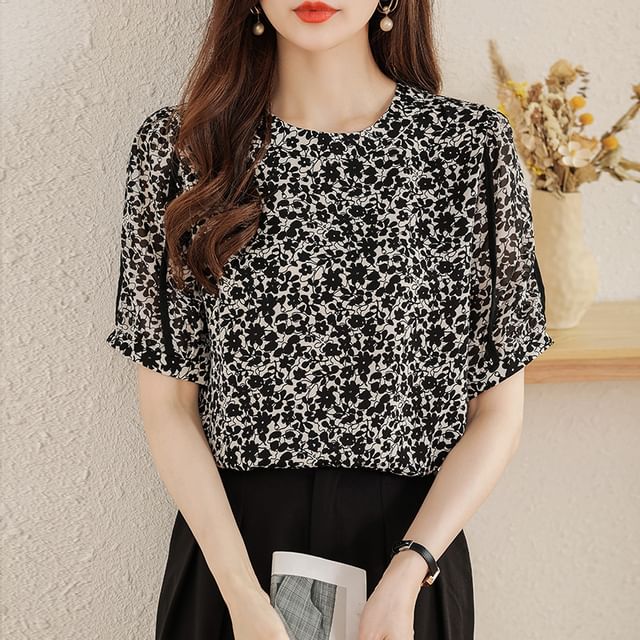 Short Sleeve Crew Neck Floral Print Blouse Egirldoll