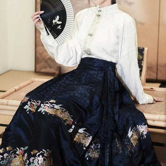 Long-Sleeve Plain Hanfu Top / High Waist Floral Maxi Ma Mian Skirt / Set