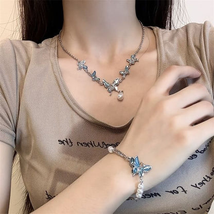 Pearl Faux Butterfly Alloy Choker