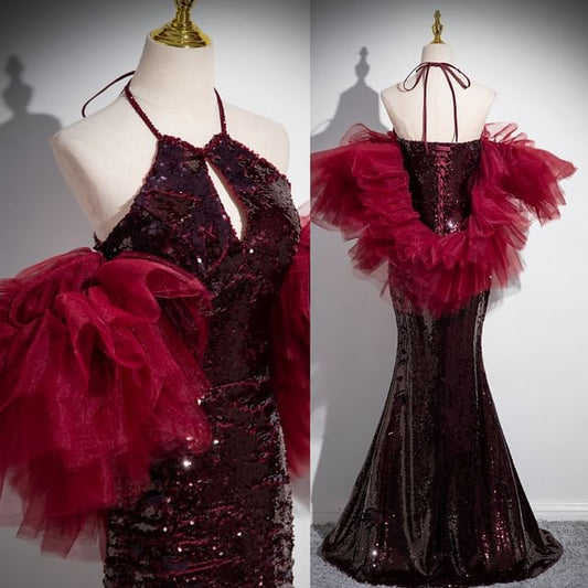 Robe de soirée sirène à empiècements en sequins et dos nu