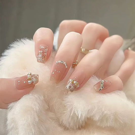 Ongles à coller en forme d'étoiles scintillantes