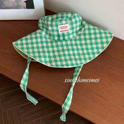 Chin Strap Gingham With Bucket Hat