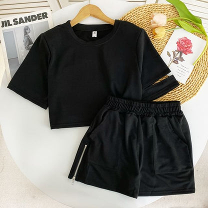 Set: Short-Sleeve Round Neck Plain Cutout Tee + Elastic Waist Zip Shorts