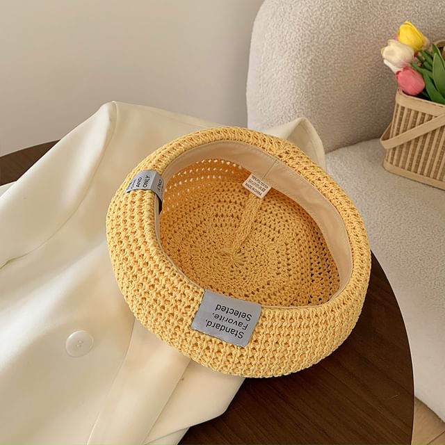 Chapeau au crochet avec lettrage