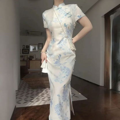 Short-Sleeve Stand Collar Floral Print Frog Buttoned Slit Midi Sheath Qipao