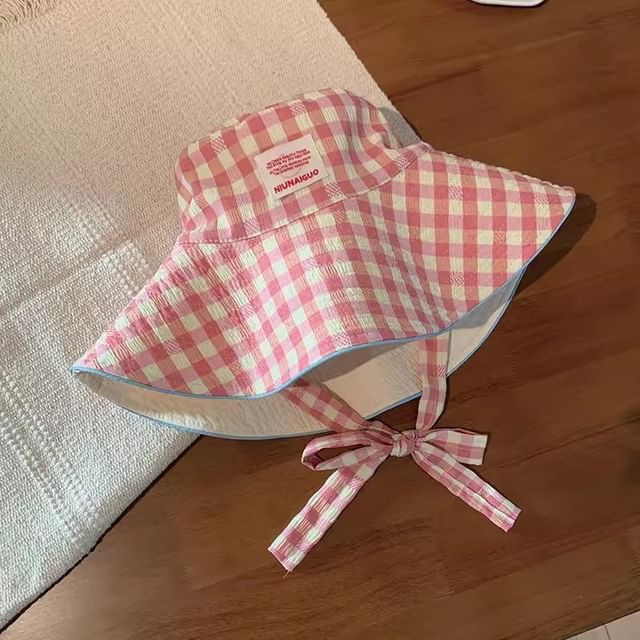 Bucket Strap Hat Pattern With Checkered Chin