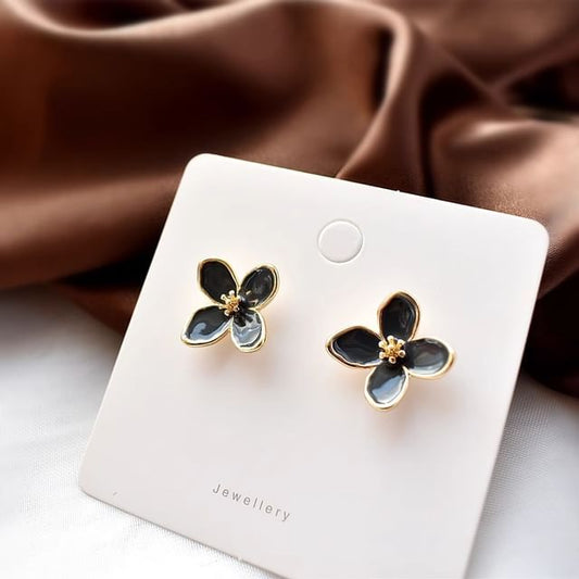 Flower Stud Earring