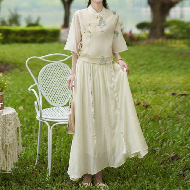 Set: Elbow-Sleeve Flower Embroidered Blouse + High Rise Plain Maxi A-Line Skirt