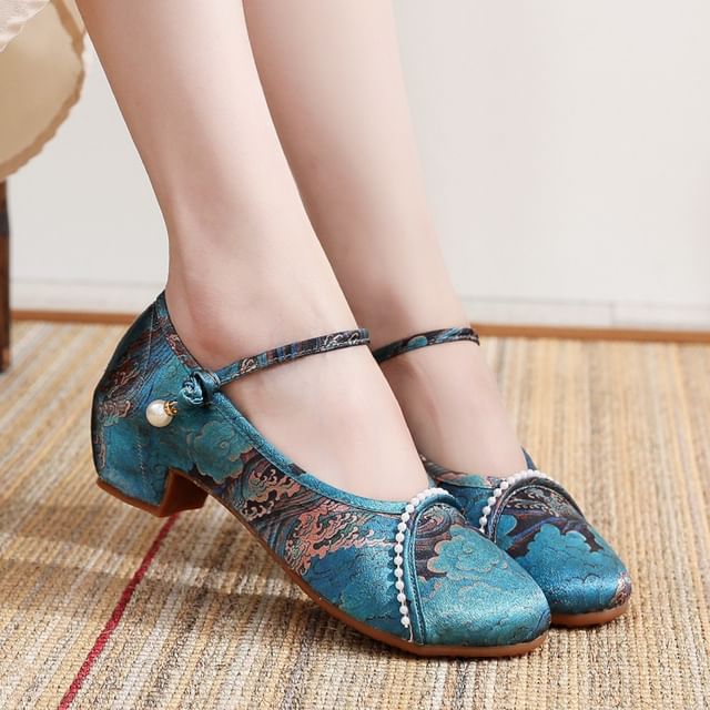 Textile Low Heel Sandals Embroidered