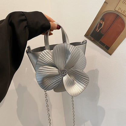 Chain Bag Flower Bucket Set: Strap Pouch +