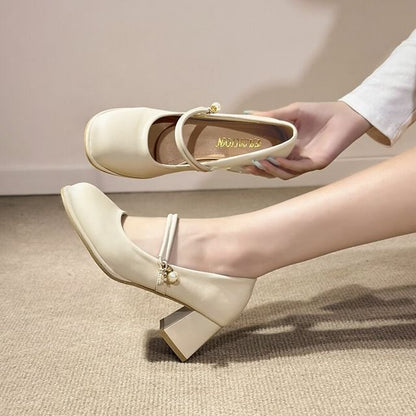 Mary Jane Block Pumps Heel