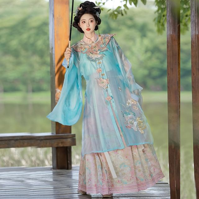 Flower Embroidered Hanfu Set