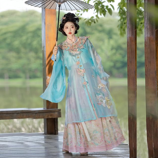 Flower Embroidered Hanfu Set