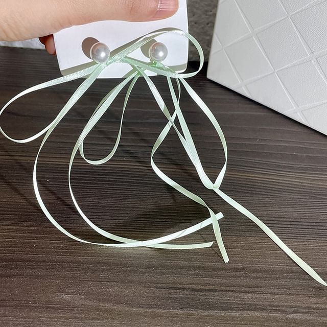 Faux Earring Bow Pearl