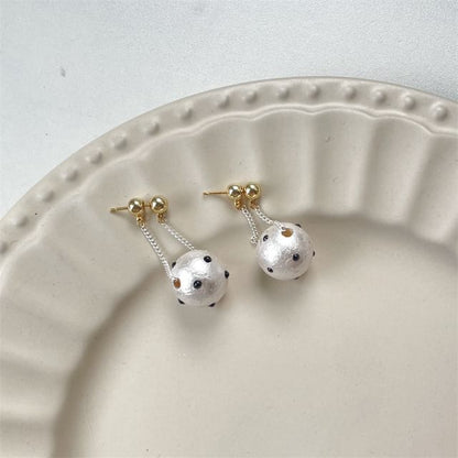 Faux Dotted Drop Stud / Earring Pearl