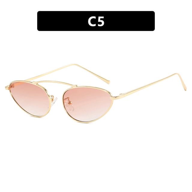 Metal Cat Eye Frame Sunglasses