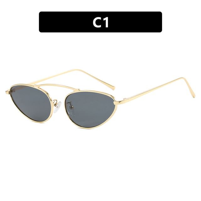 Metal Cat Eye Frame Sunglasses