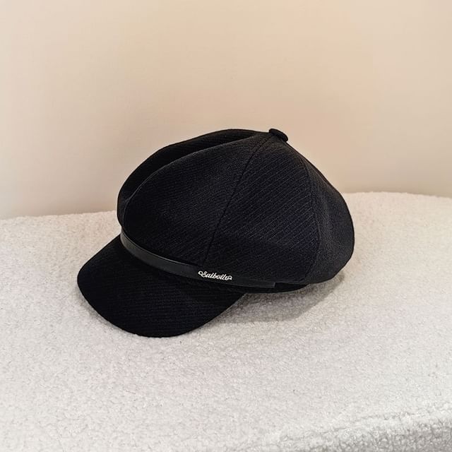 Lettering Cap Newsboy Belt