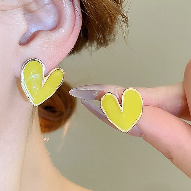 Stud Ear Heart
