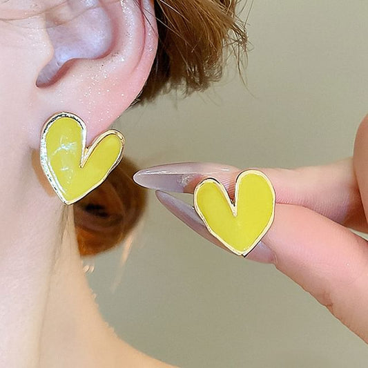 Stud Ear Heart