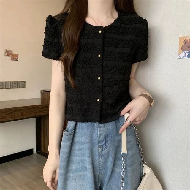 Plain Top Short-Sleeve Frill Neck Button Round