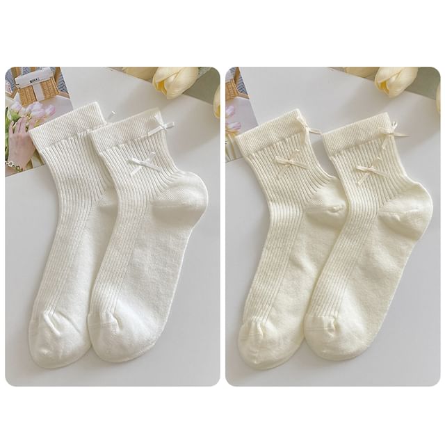 Plain Bow Accent Socks Set