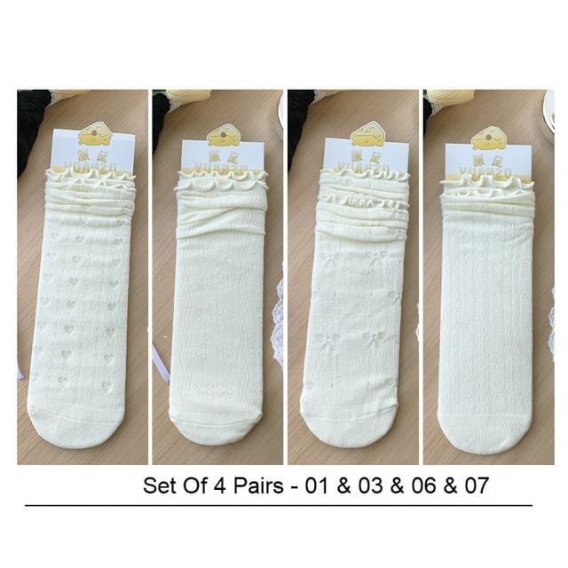 Ruffle Trimmed Socks Set