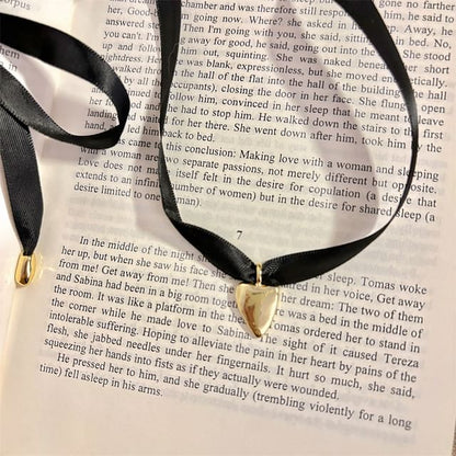 Pendant Scarf Heart Necklace