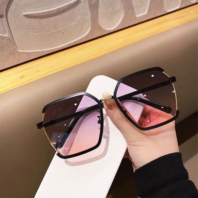 Oversized Sunglasses Square