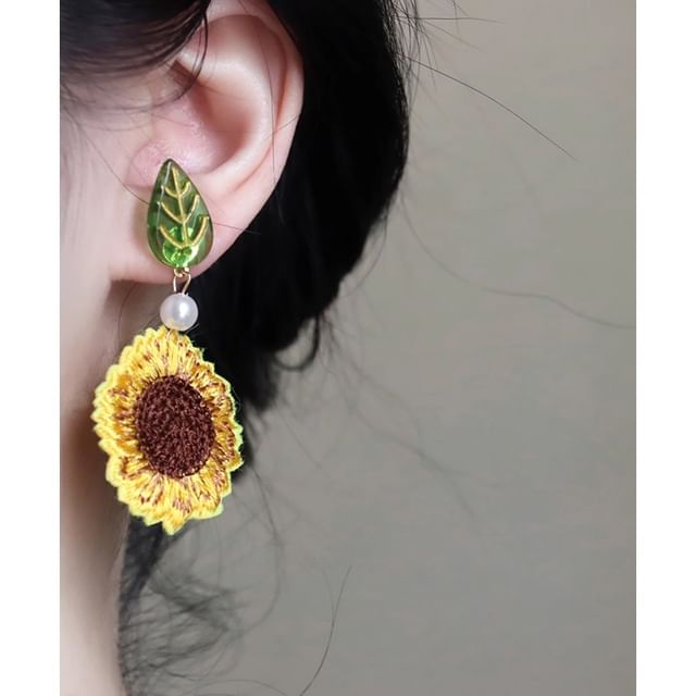 Crochet Clip-On / Drop Earring Sunflower