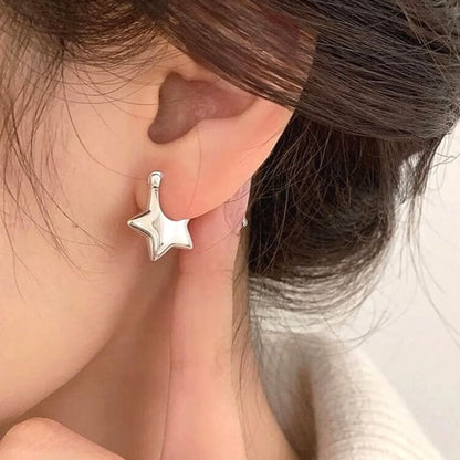 / Star Earring Huggie Clip-On