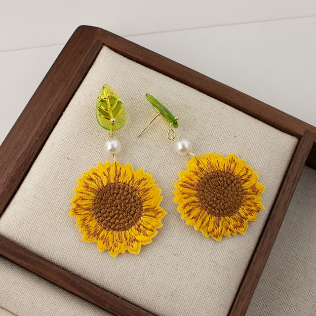 Crochet Clip-On / Drop Earring Sunflower