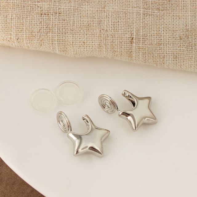 / Star Earring Huggie Clip-On