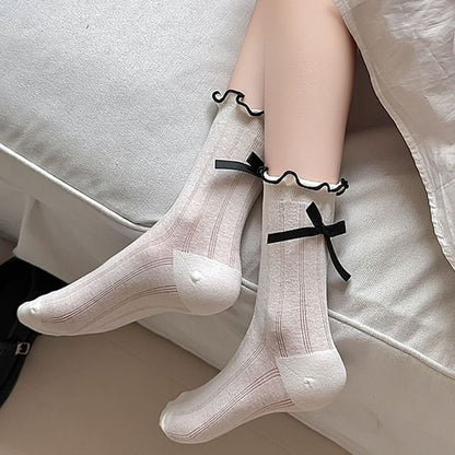 Plain Lettuce Edge Bow Crew Socks