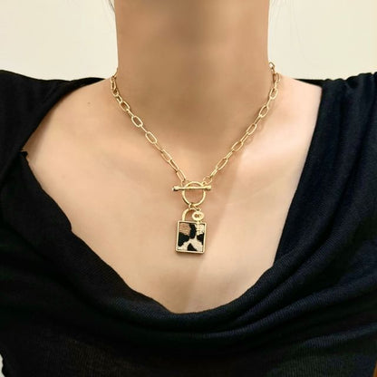 Pendant Chain Necklace
