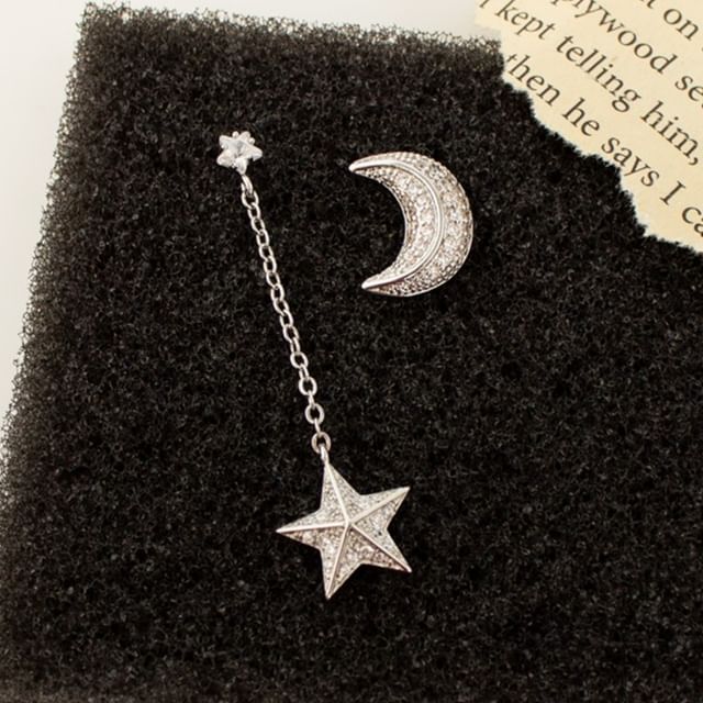Dangle Earring Star Asymmetrical Alloy Moon