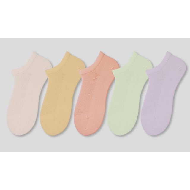 Set of 5 Pairs: Plain Perforated Ankle Socks