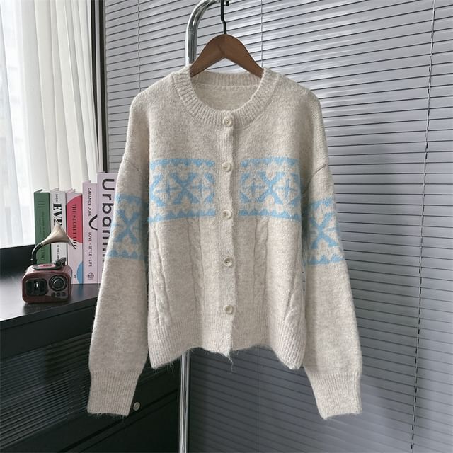 Round Neck Patterned Cardigan