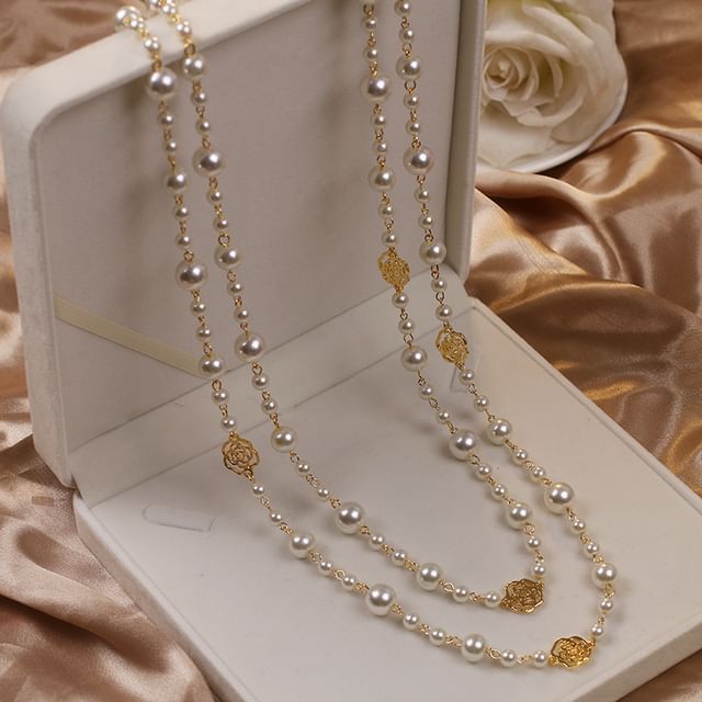 / Pearl Necklace (Various Layered Faux Floral Designs)