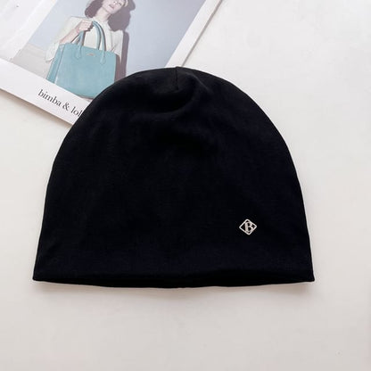 Lettering Beanie Accent